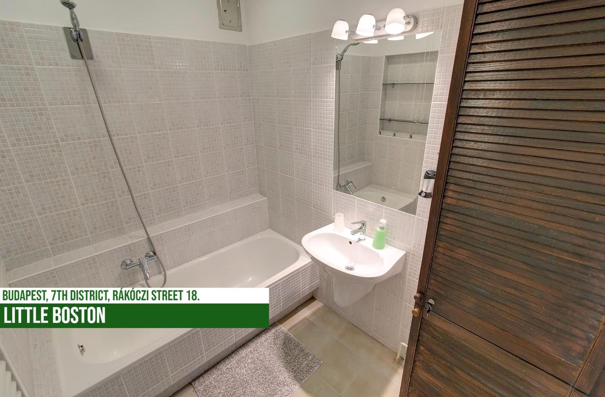 Little Americas Soho Apartments Budapest Ngoại thất bức ảnh